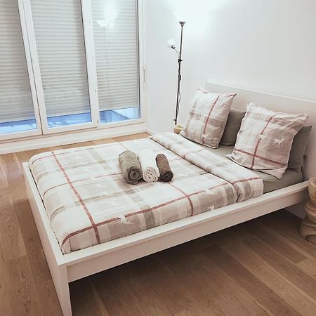 Comme Chez Vous Appartement 2 Chambres Nanterre Buitenkant foto
